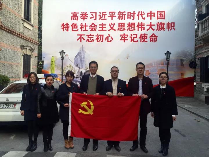 2440f755d5578a93c484a30ccc2441cc 1.jpg